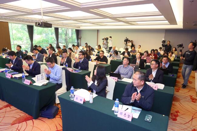 是什么“黑科技”让记者流连忘返？全国30余家主流媒体走进色情导航
